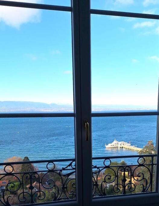 Appartement Avec Vue 180 Sur Le Lac Leman Thonon-les-Bains Exteriör bild